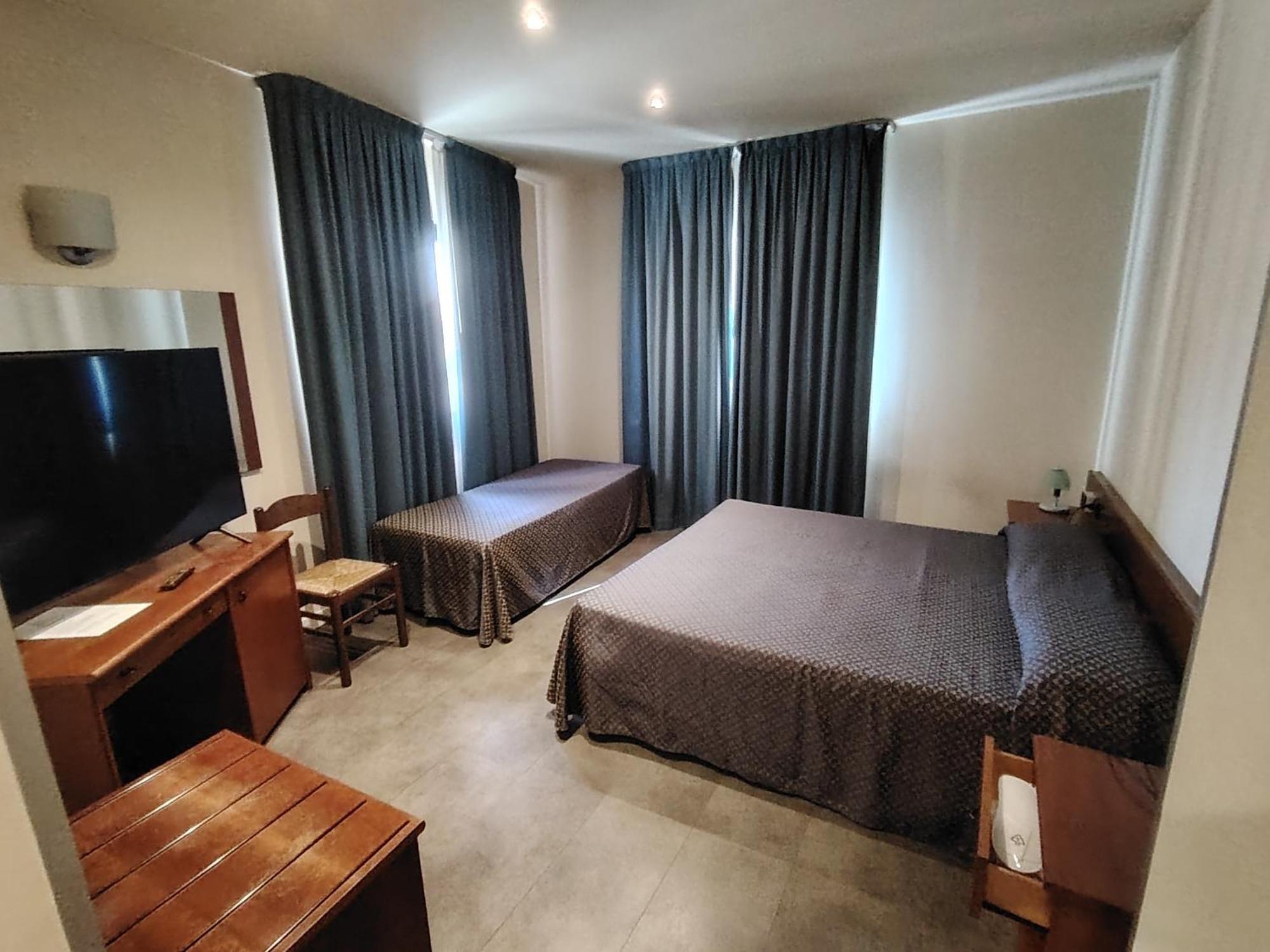 Albergo Centrale Trebaseleghe Eksteriør billede